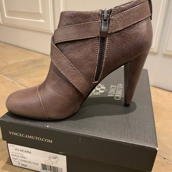 Vince Camuto booties - Picture 2 of 2